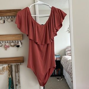 🌺Pink/salmon forever21 off the shoulder bodysuit🌺